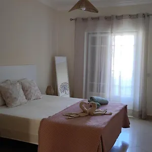 https://casa-brisa-do-mar-porches-algarve.hotelaalgarve.com